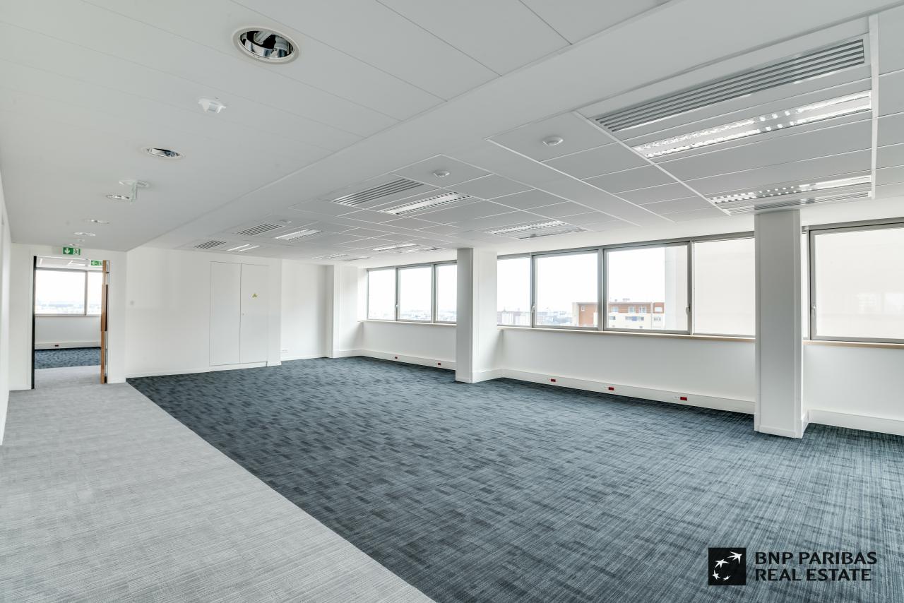 Bureau Paris 3079m² Location bureau Paris OLBUR2104572 4